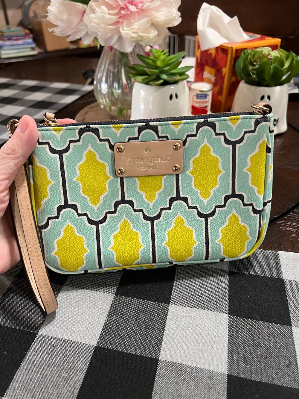 kate spade mint green & yellow geometric wristlet